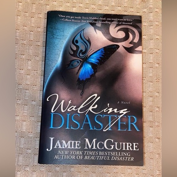 Walking Disaster by Jamie McGuire - Picture 1 of 2